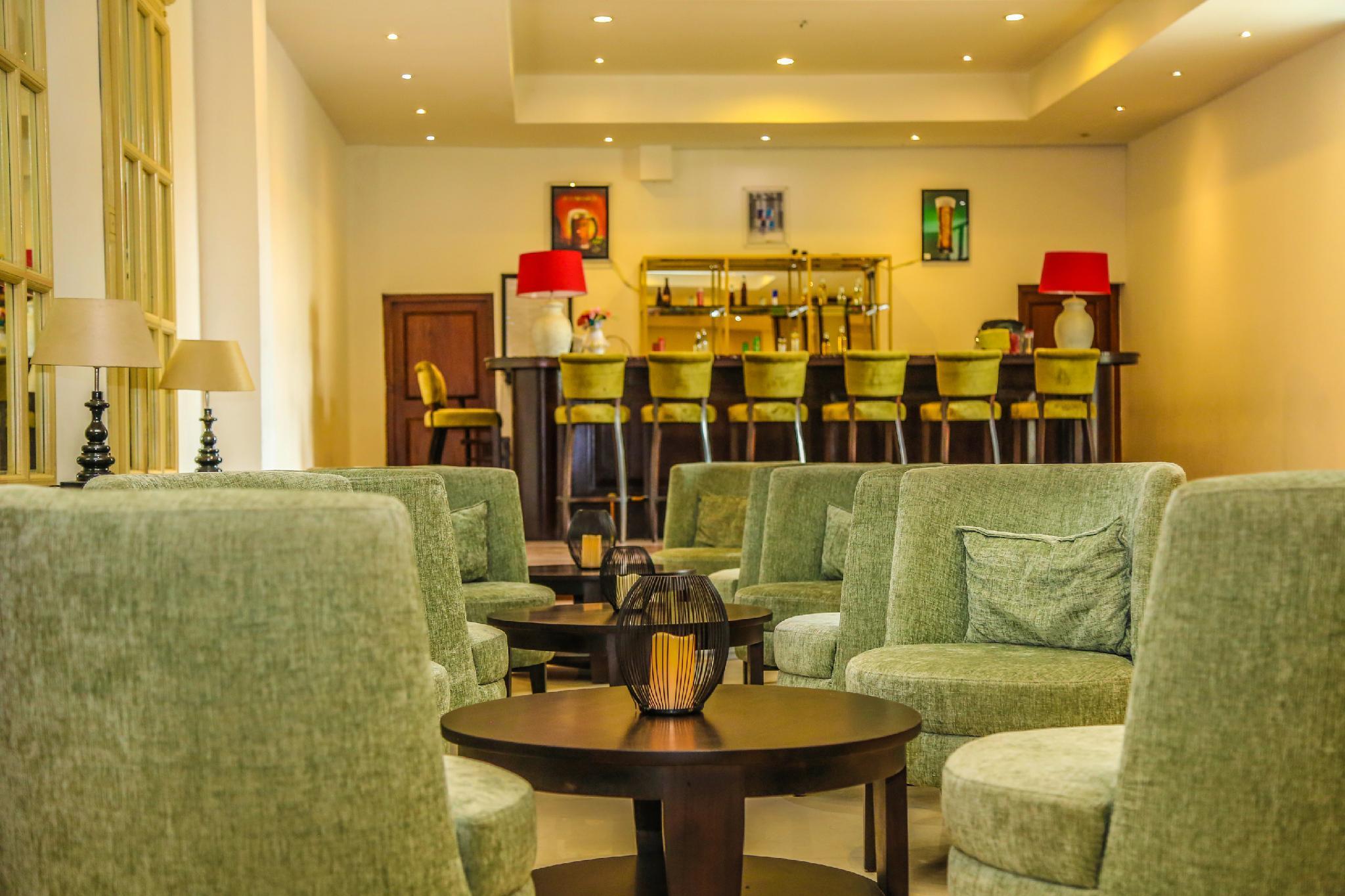 מלון קנדי Oak Ray Regency מראה חיצוני תמונה