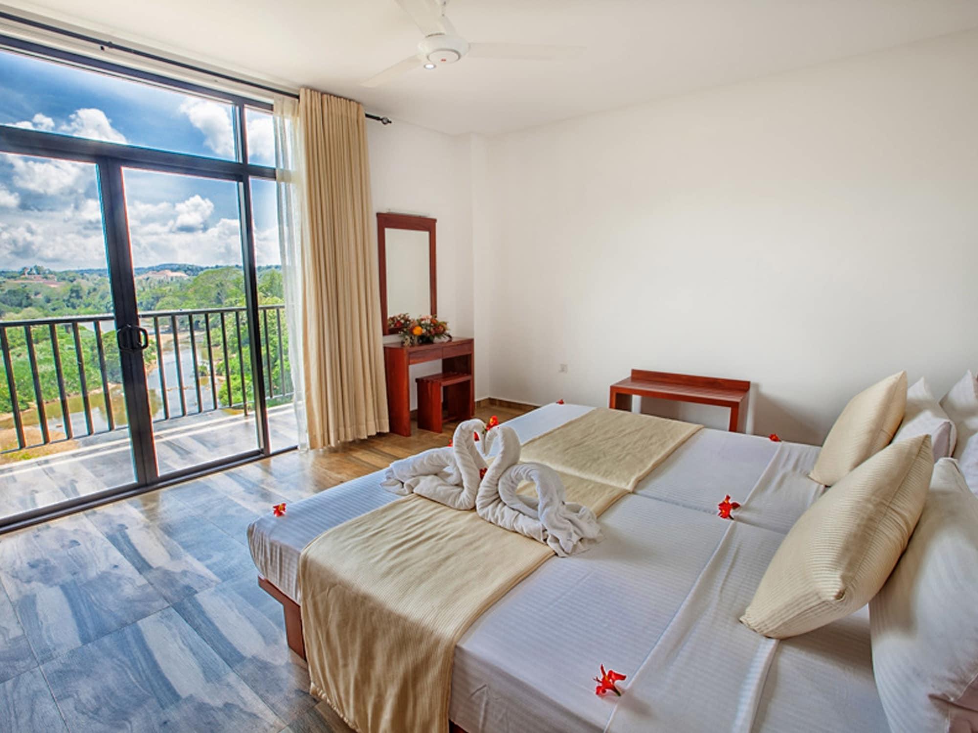 מלון קנדי Oak Ray Regency מראה חיצוני תמונה